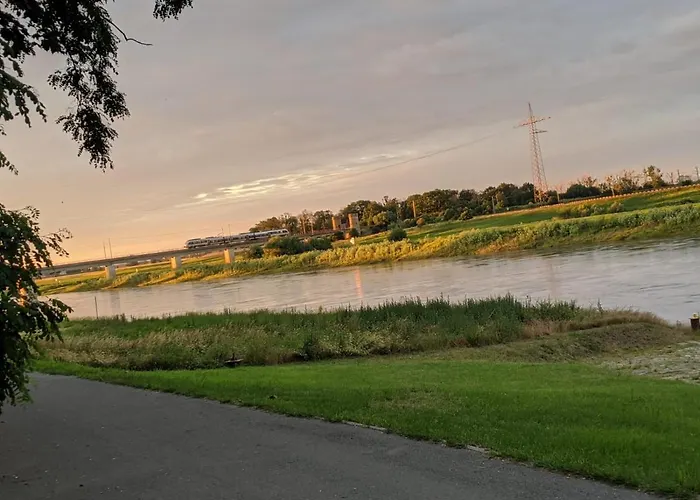 Altes Bootshaus * Torgau